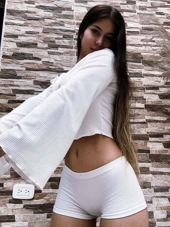 Jahel gonzales image