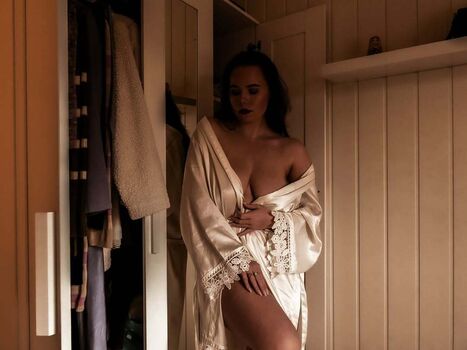 Jana kristina heiland image