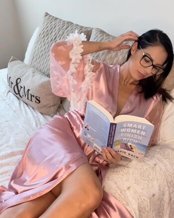 Janeal velez image