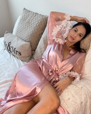 Janeal velez image