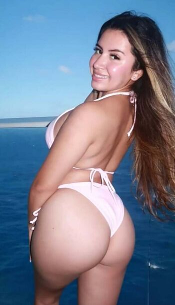Janexy sanche image