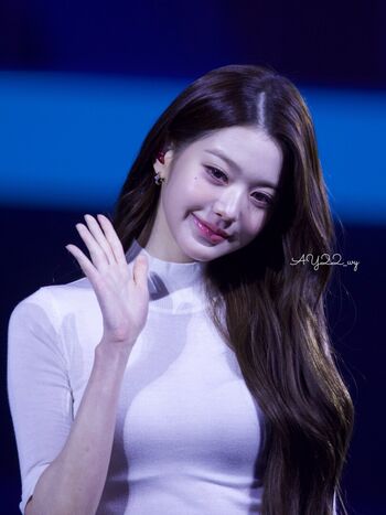 Jang won young page 3 image