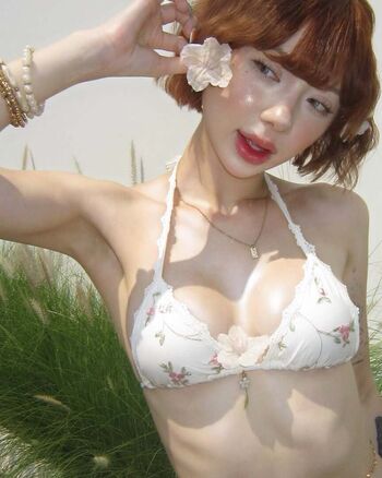Jannine weigel image