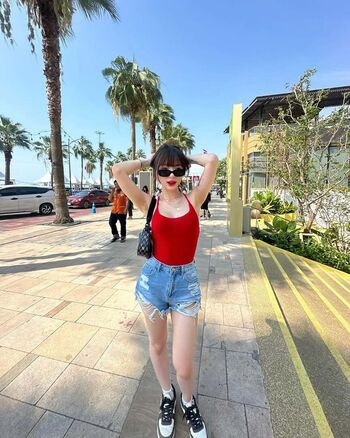 Jannine weigel image