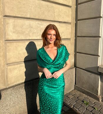 Jasmin cyano page 2 image