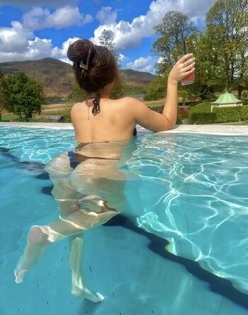 Jasmincrichtonx image