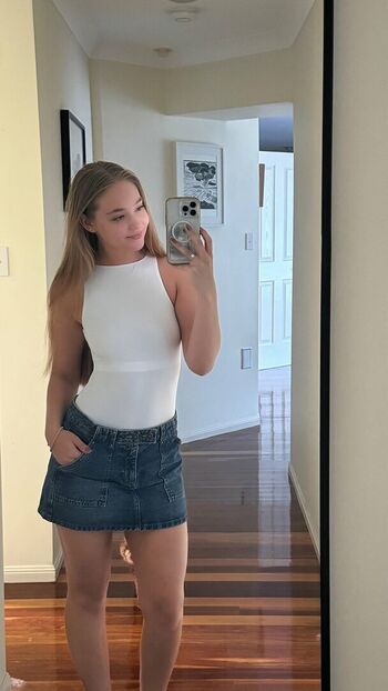 Jasmine hendriks jasminehendriks image