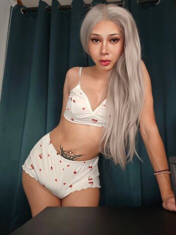 Jasmine longmint image