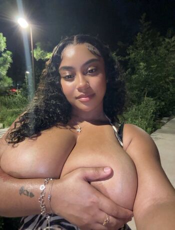 Jasmynaaliyah image