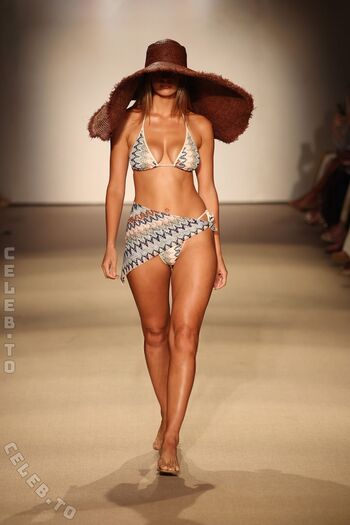 Jayde pollard page 2 image