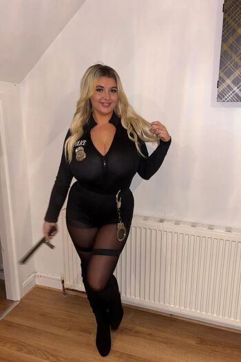 Jazmineblouise image