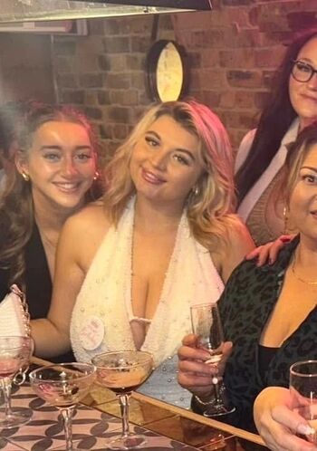 Jazmineblouise image