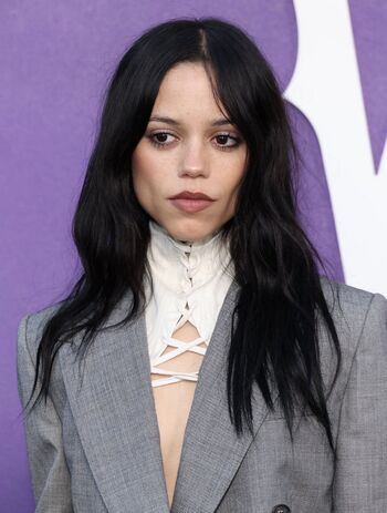 Jenna ortega 1 page 4 image