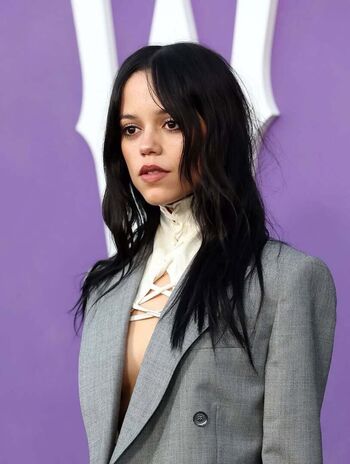 Jenna ortega 1 page 3 image