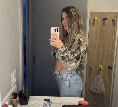 Jenna walker image