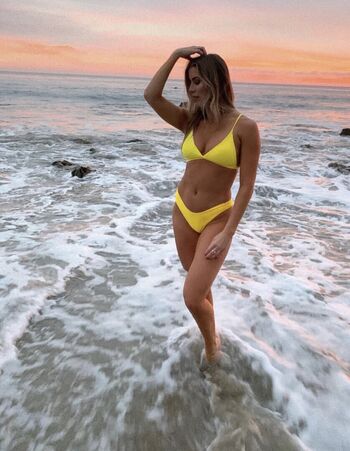 Jenna walker image