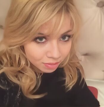 Jennette mccurdy image