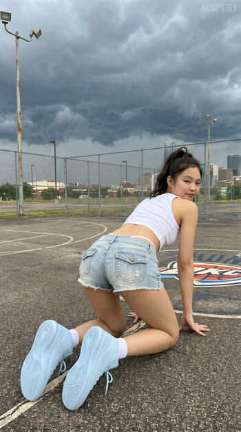 Jennie blackpink page 2 image