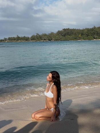 Jennierubyjane image