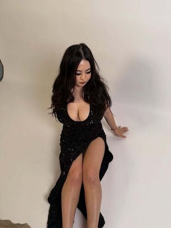 Jennifer vang image
