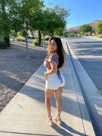 Jenny cuevas image