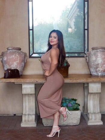 Jenny cuevas image