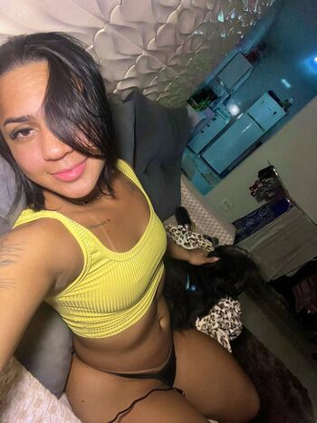Jenny pimenta image