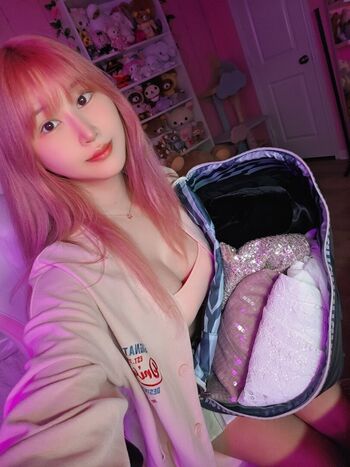 Jennybelly image
