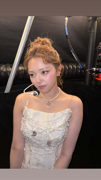 Jeongyeon image