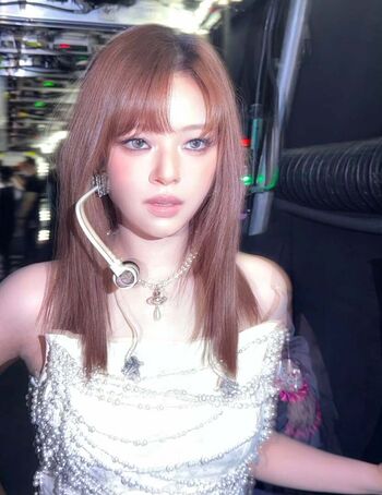 Jeongyeon image