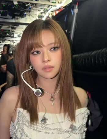 Jeongyeon image