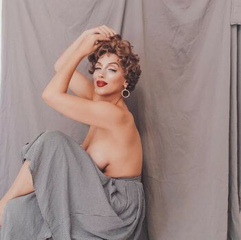 Jeri mae james image