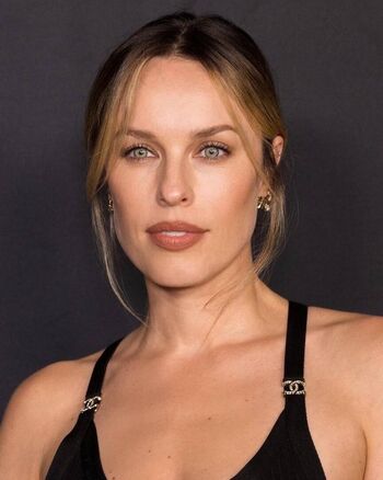 Jessica mcnamee image