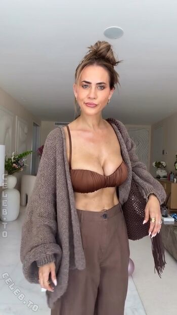 Jessica paszka image