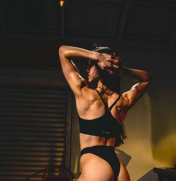 Jessica van den heever image