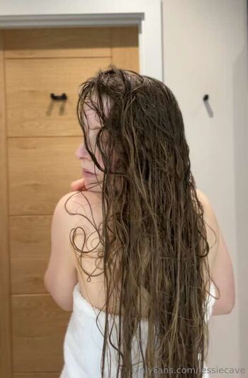 Jessie cave 1 page 4 image