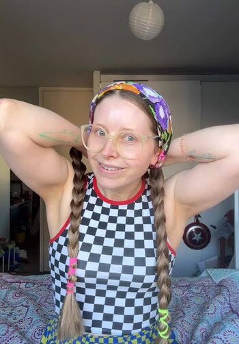 Jessie cave 1 page 3 image