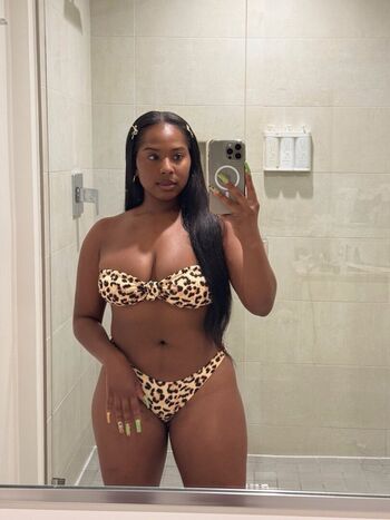 Jiggyjayy2 page 2 image