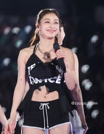 Jihyo page 3 image