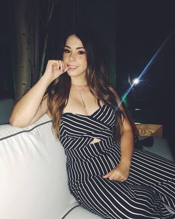 Jillian rose reed image
