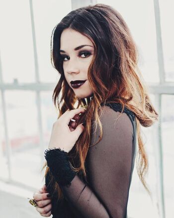 Jillian rose reed image