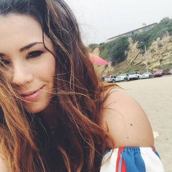 Jillian rose reed image