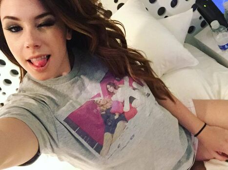 Jillian rose reed image