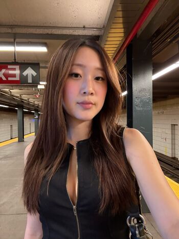 Jioo lee image