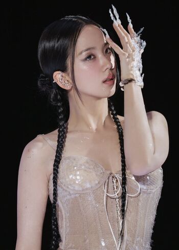 Jisoo 1 page 4 image