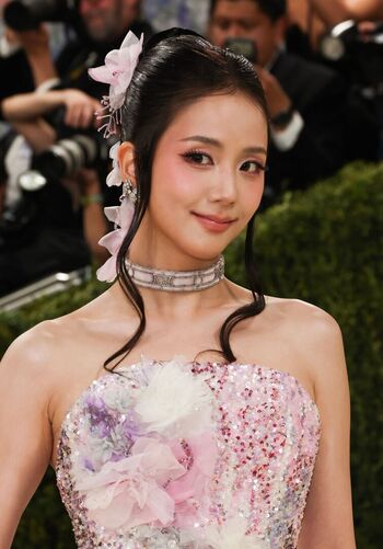 Jisoo 1 image