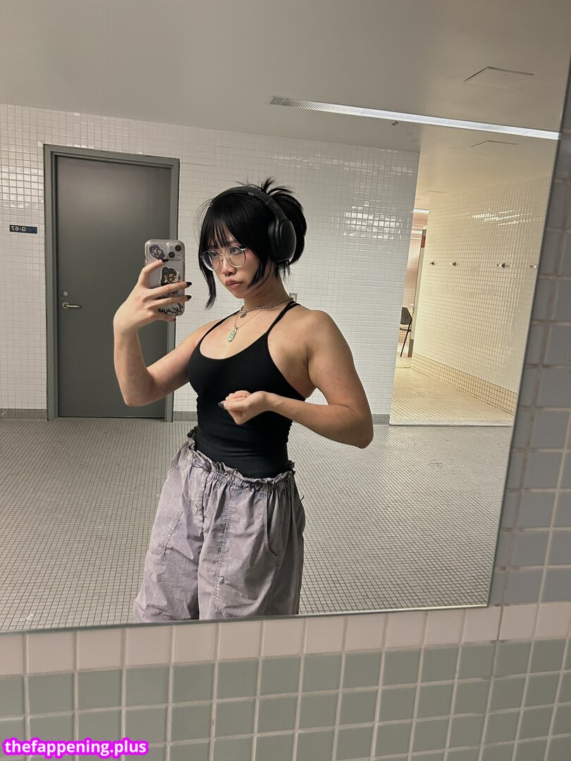 Janet He / https: / jjanethe / jjanethee / jjanether6 Çıplak OnlyFans Fotoğrafı #3