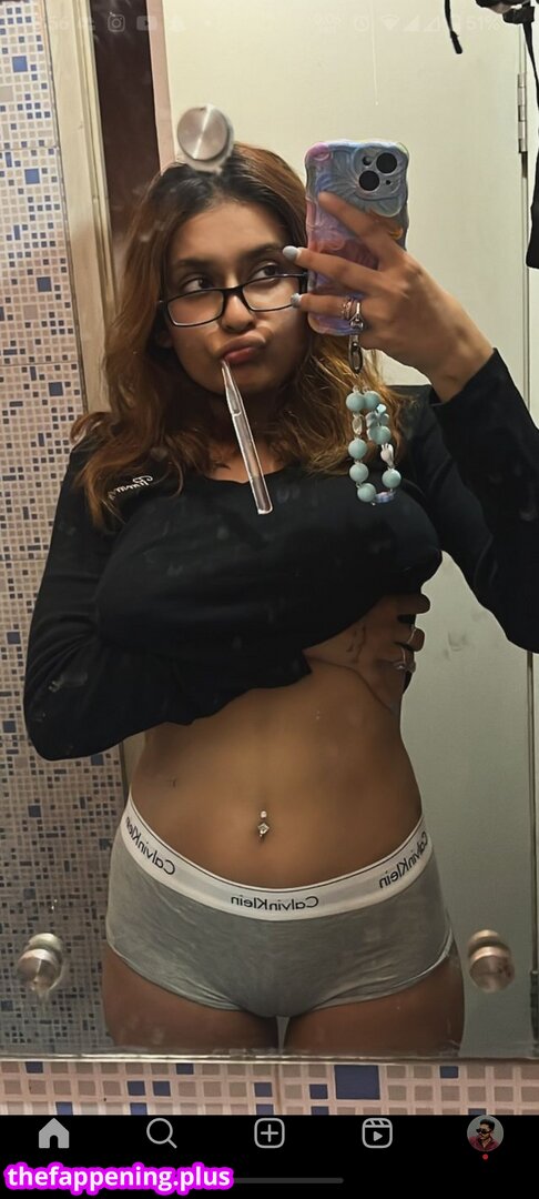 Jjuvzzz / Juveeriaa / Juveria Nude OnlyFans Photo #8