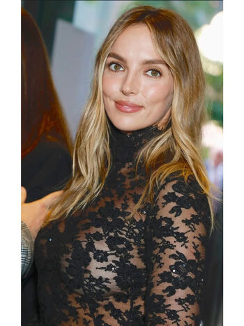 Jodie comer page 3 image