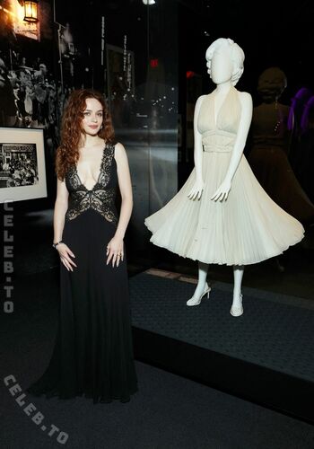 Joey king image